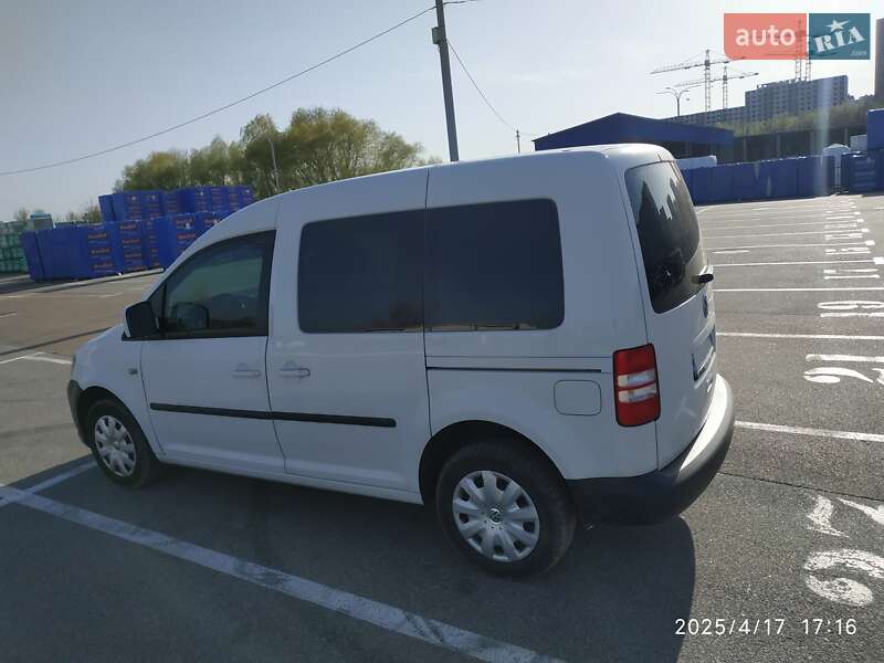 Минивэн Volkswagen Caddy 2010 в Чернигове