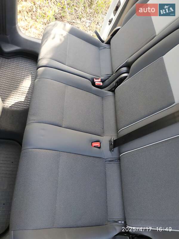 Минивэн Volkswagen Caddy 2010 в Чернигове
