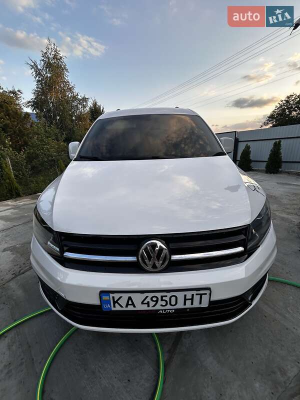 Грузовой фургон Volkswagen Caddy 2017 в Киеве фото 2 Грузовой фургон Volkswagen Caddy 2017 в Киеве