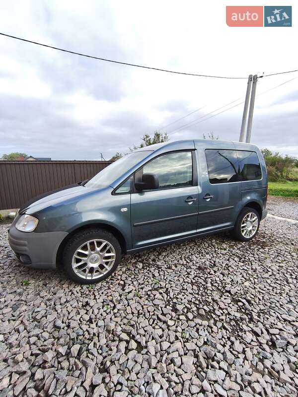 Минивэн Volkswagen Caddy 2006 в Львове