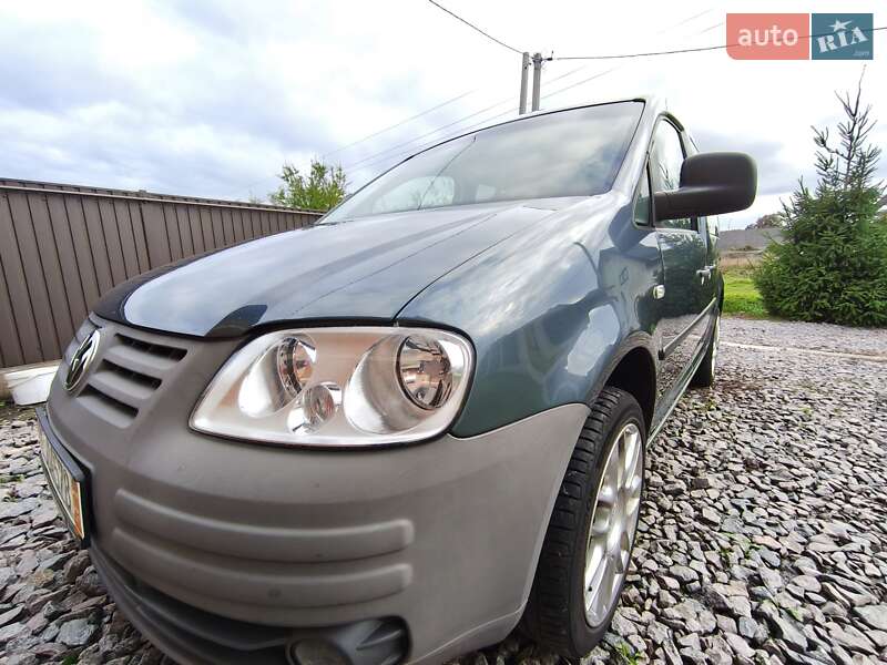 Минивэн Volkswagen Caddy 2006 в Львове