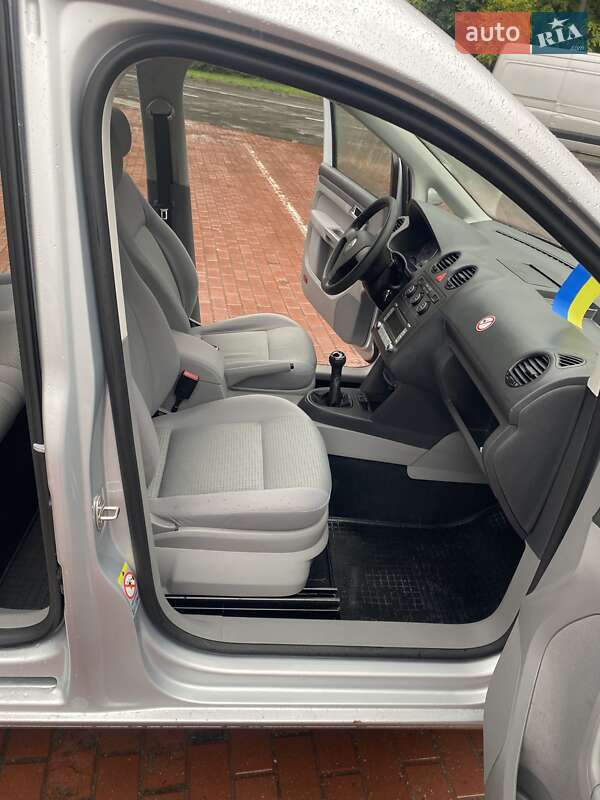 Минивэн Volkswagen Caddy 2009 в Виннице фото 14 Минивэн Volkswagen Caddy 2009 в Виннице