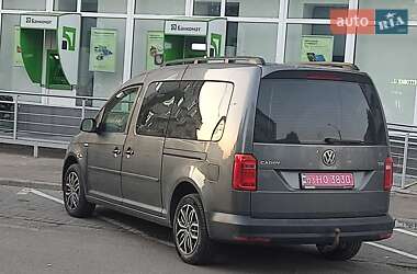 Минивэн Volkswagen Caddy 2017 в Нововолынске