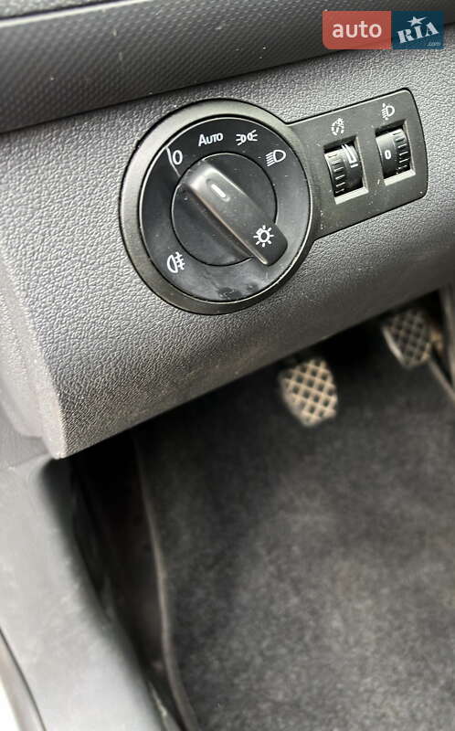 Грузовой фургон Volkswagen Caddy 2015 в Житомире