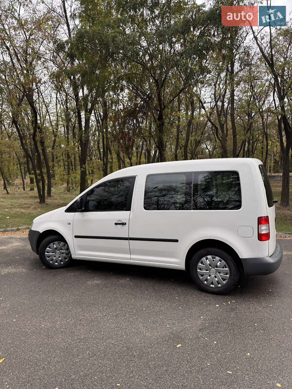 Минивэн Volkswagen Caddy 2009 в Кривом Роге