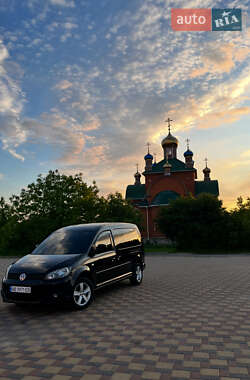 Минивэн Volkswagen Caddy 2010 в Гайсине