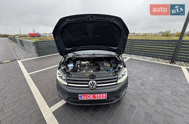 Мінівен Volkswagen Caddy 2017 в 