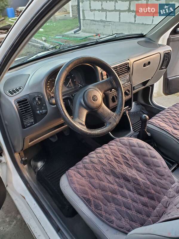 Грузовой фургон Volkswagen Caddy 1997 в Ладыжине