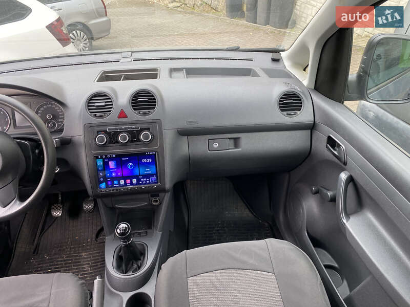 Мінівен Volkswagen Caddy 2012 в Луцьку