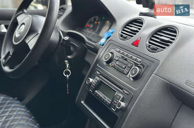 Минивэн Volkswagen Caddy 2011 в 