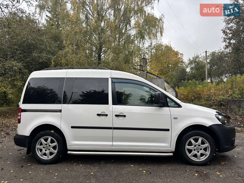 Минивэн Volkswagen Caddy 2011 в Лысянке