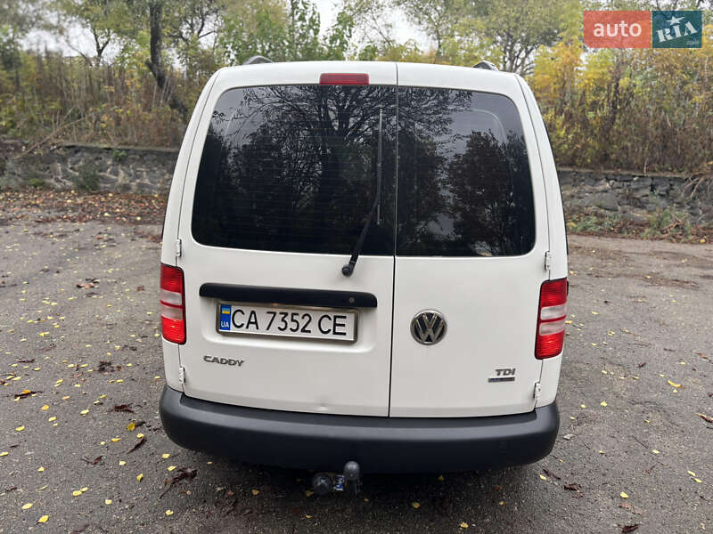 Минивэн Volkswagen Caddy 2011 в Лысянке