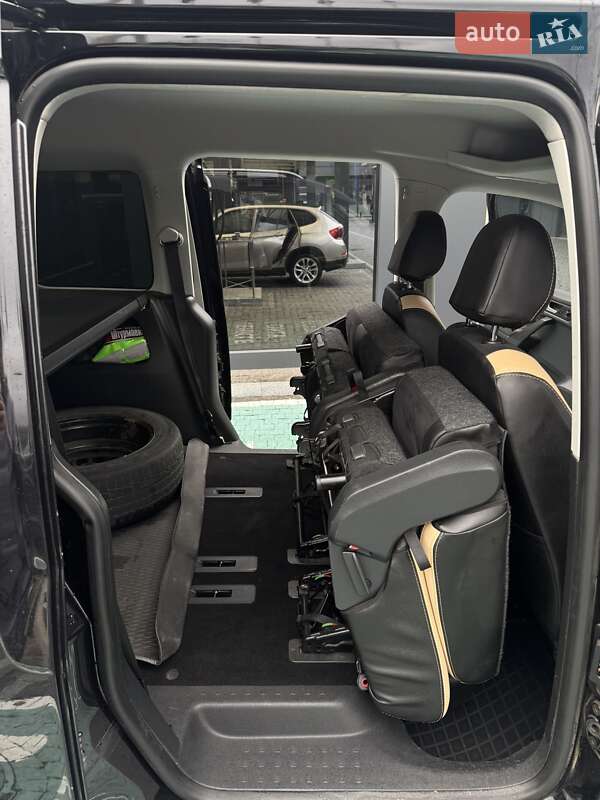 Минивэн Volkswagen Caddy 2015 в Тячеве