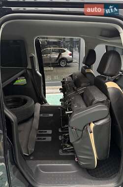 Минивэн Volkswagen Caddy 2015 в 