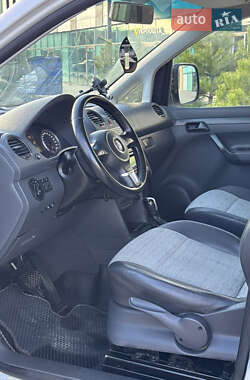 Минивэн Volkswagen Caddy 2011 в 