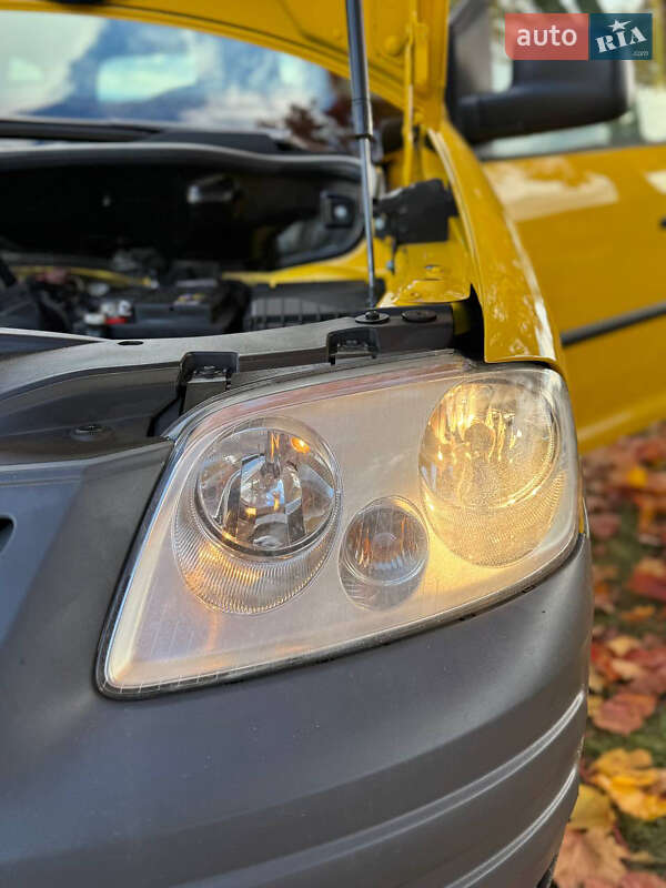 Мінівен Volkswagen Caddy 2006 в Зарічному фото 22 Мінівен Volkswagen Caddy 2006 в Зарічному