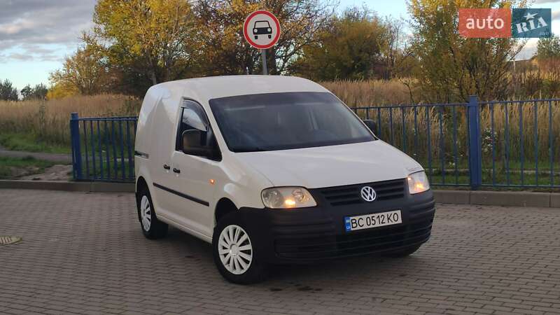 Грузовой фургон Volkswagen Caddy 2006 в Дрогобыче