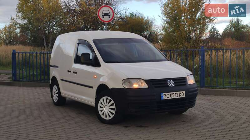 Грузовой фургон Volkswagen Caddy 2006 в Дрогобыче