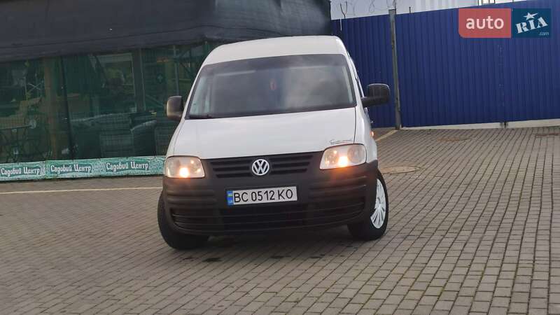 Грузовой фургон Volkswagen Caddy 2006 в Дрогобыче