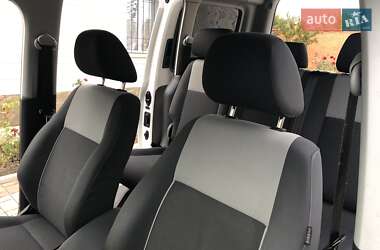 Минивэн Volkswagen Caddy 2011 в 