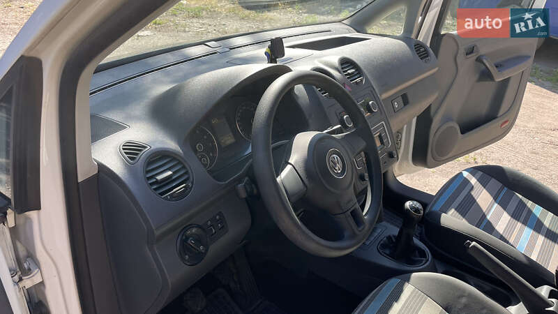 Минивэн Volkswagen Caddy 2012 в Днепре