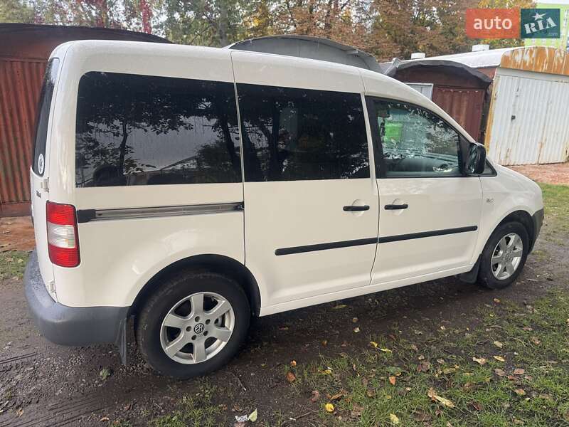 Минивэн Volkswagen Caddy 2007 в Львове