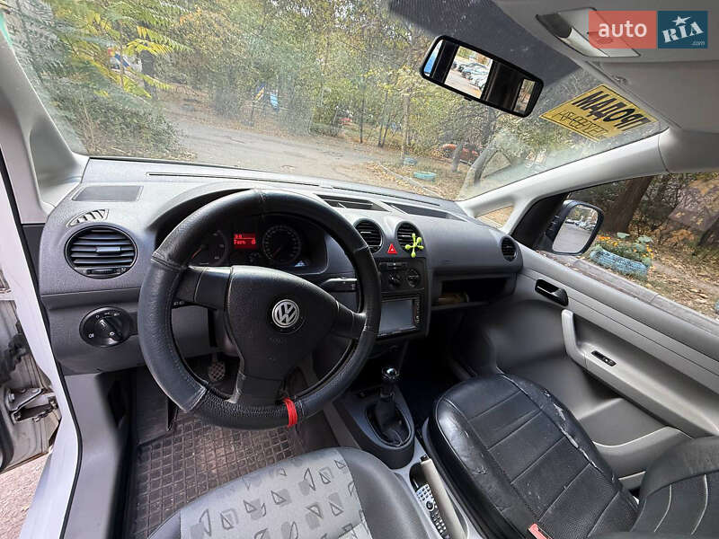 Минивэн Volkswagen Caddy 2007 в Днепре