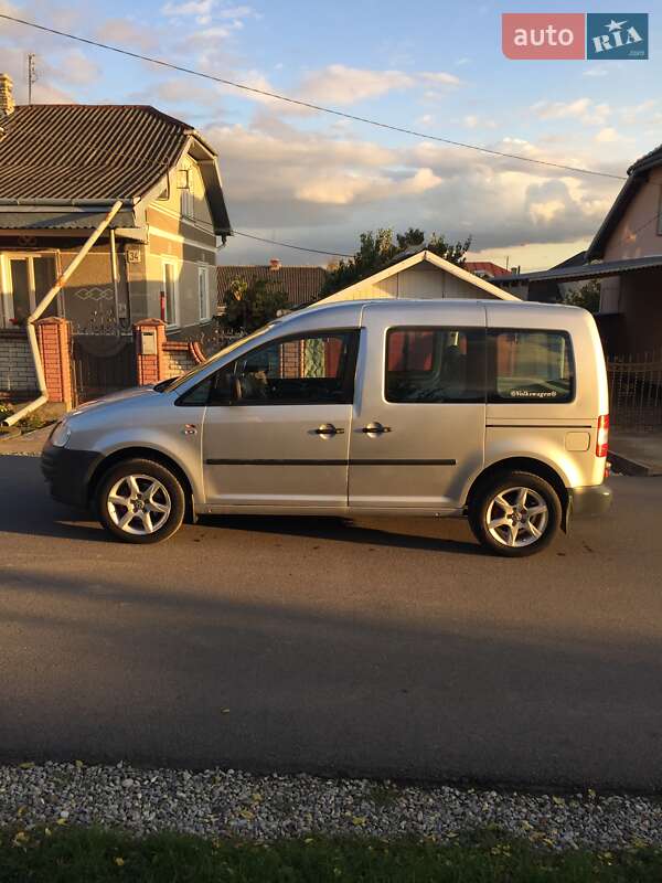 Минивэн Volkswagen Caddy 2009 в Залещиках