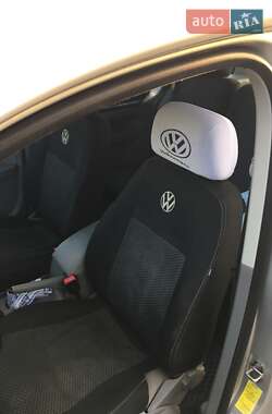 Минивэн Volkswagen Caddy 2009 в 