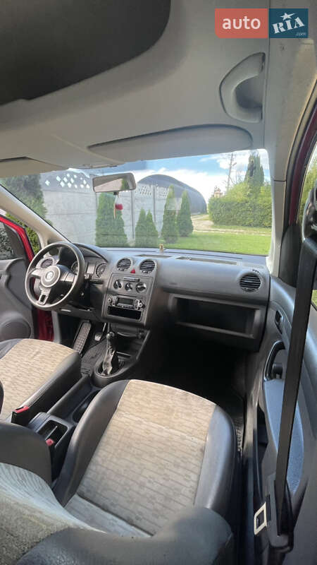 Грузовой фургон Volkswagen Caddy 2012 в Коломые