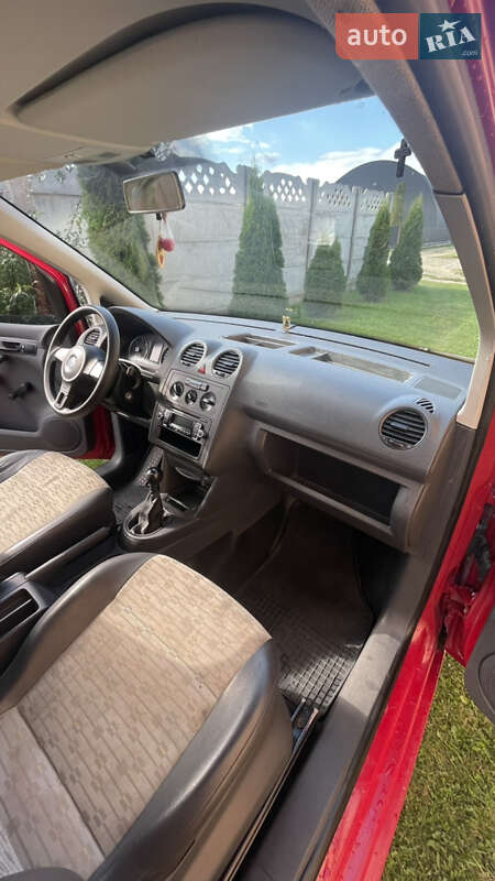 Грузовой фургон Volkswagen Caddy 2012 в Коломые