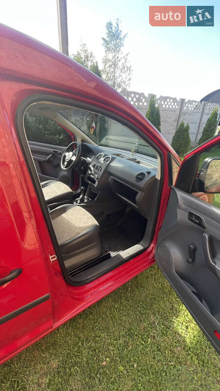 Грузовой фургон Volkswagen Caddy 2012 в Коломые