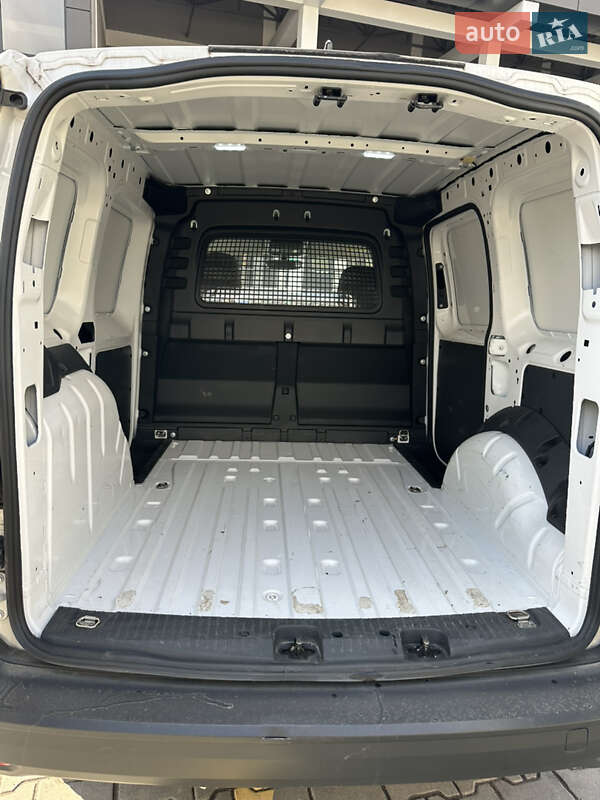 Мінівен Volkswagen Caddy 2022 в Чернівцях фото 12 Мінівен Volkswagen Caddy 2022 в Чернівцях