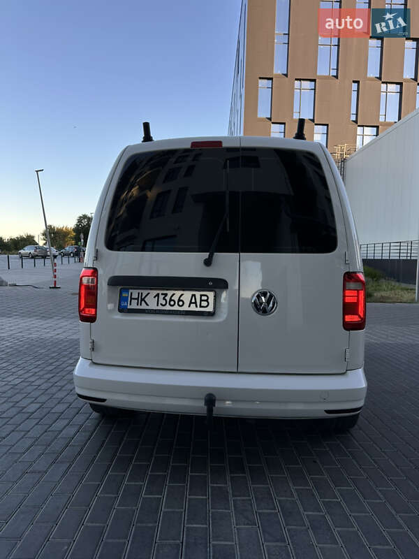 Минивэн Volkswagen Caddy 2015 в Ровно