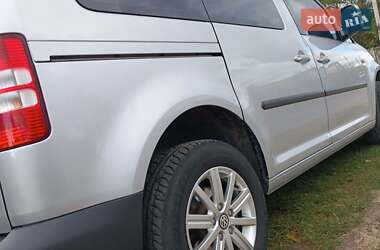 Мінівен Volkswagen Caddy 2011 в 