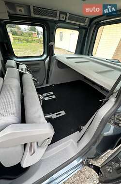 Минивэн Volkswagen Caddy 2009 в 