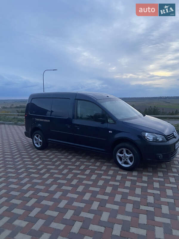 Грузовой фургон Volkswagen Caddy 2011 в Одессе