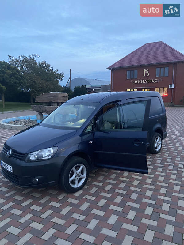 Грузовой фургон Volkswagen Caddy 2011 в Одессе