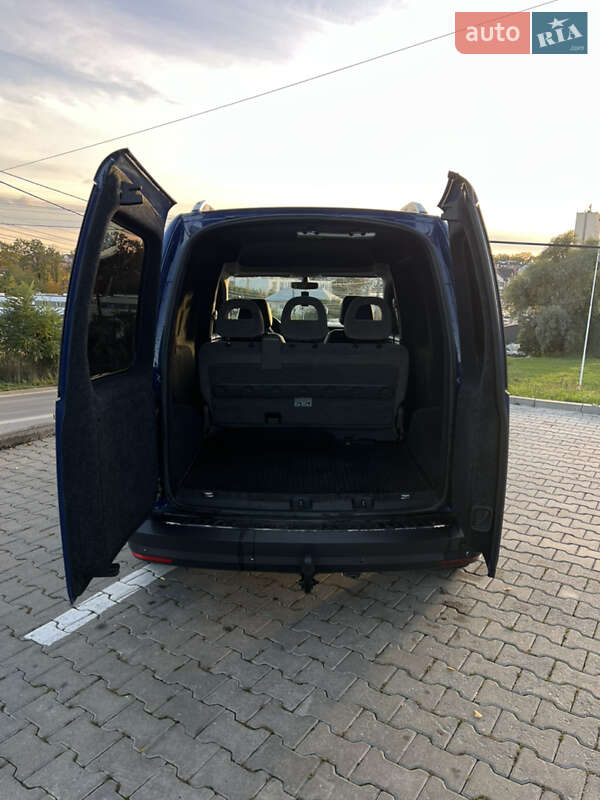 Минивэн Volkswagen Caddy 2015 в Черновцах