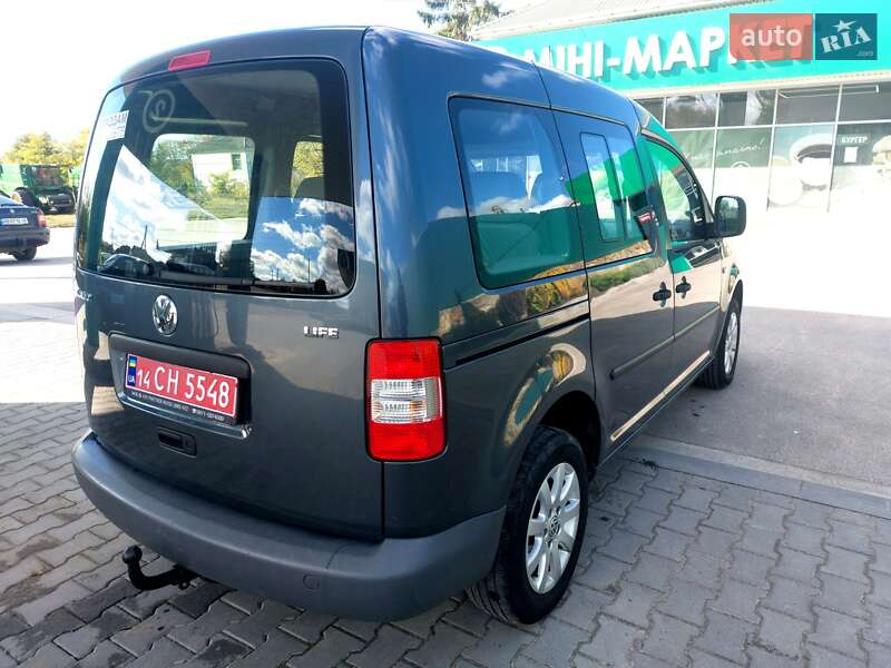 Минивэн Volkswagen Caddy 2010 в Черновцах