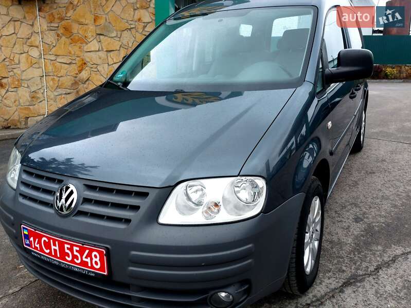 Минивэн Volkswagen Caddy 2010 в Черновцах
