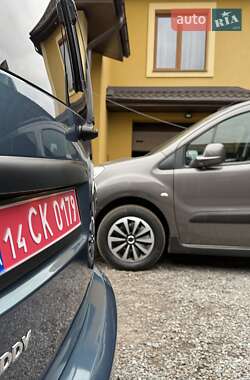 Минивэн Volkswagen Caddy 2016 в 