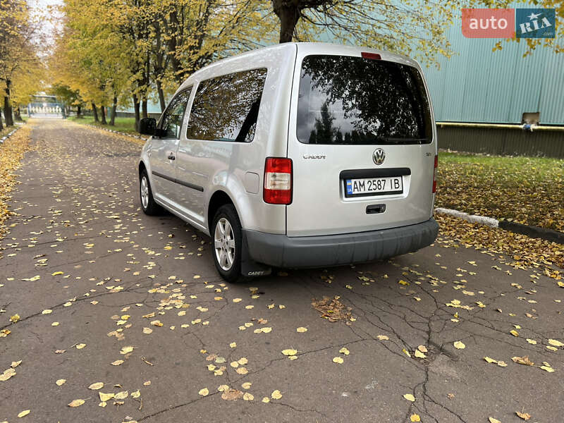 Минивэн Volkswagen Caddy 2005 в Житомире