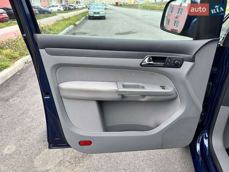 Минивэн Volkswagen Caddy 2008 в Виннице