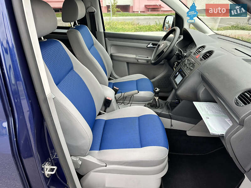Минивэн Volkswagen Caddy 2008 в Виннице