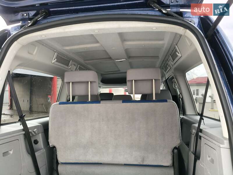 Минивэн Volkswagen Caddy 2009 в Ровно