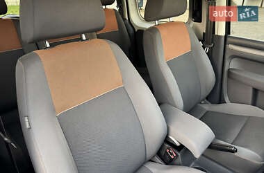 Минивэн Volkswagen Caddy 2013 в 