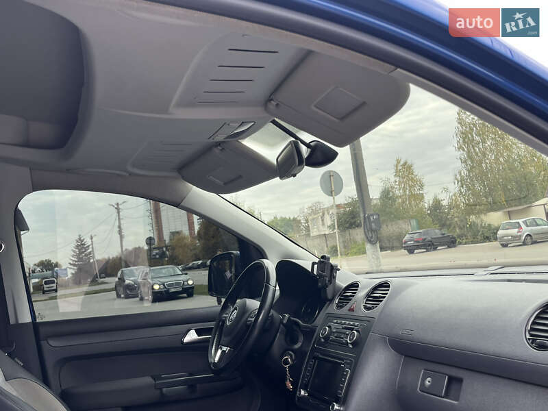 Минивэн Volkswagen Caddy 2014 в Миргороде