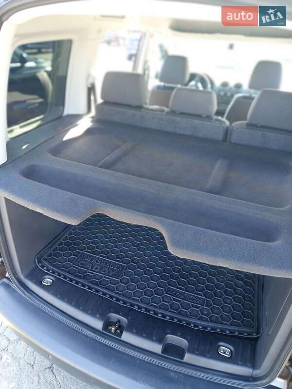 Мінівен Volkswagen Caddy 2015 в Рівному