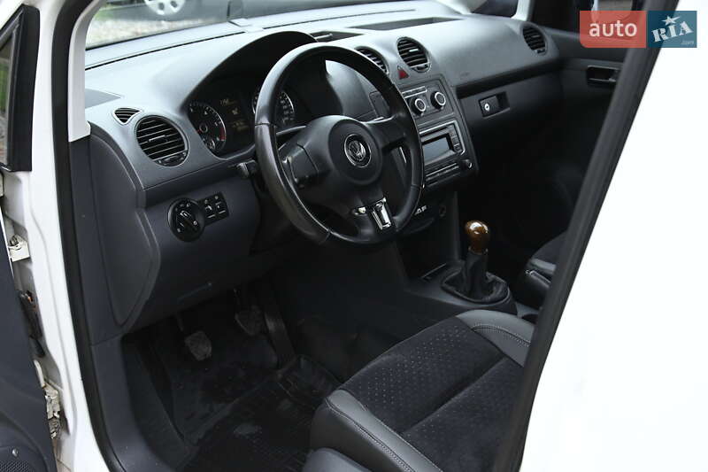 Минивэн Volkswagen Caddy 2012 в Бердичеве фото 19 Минивэн Volkswagen Caddy 2012 в Бердичеве